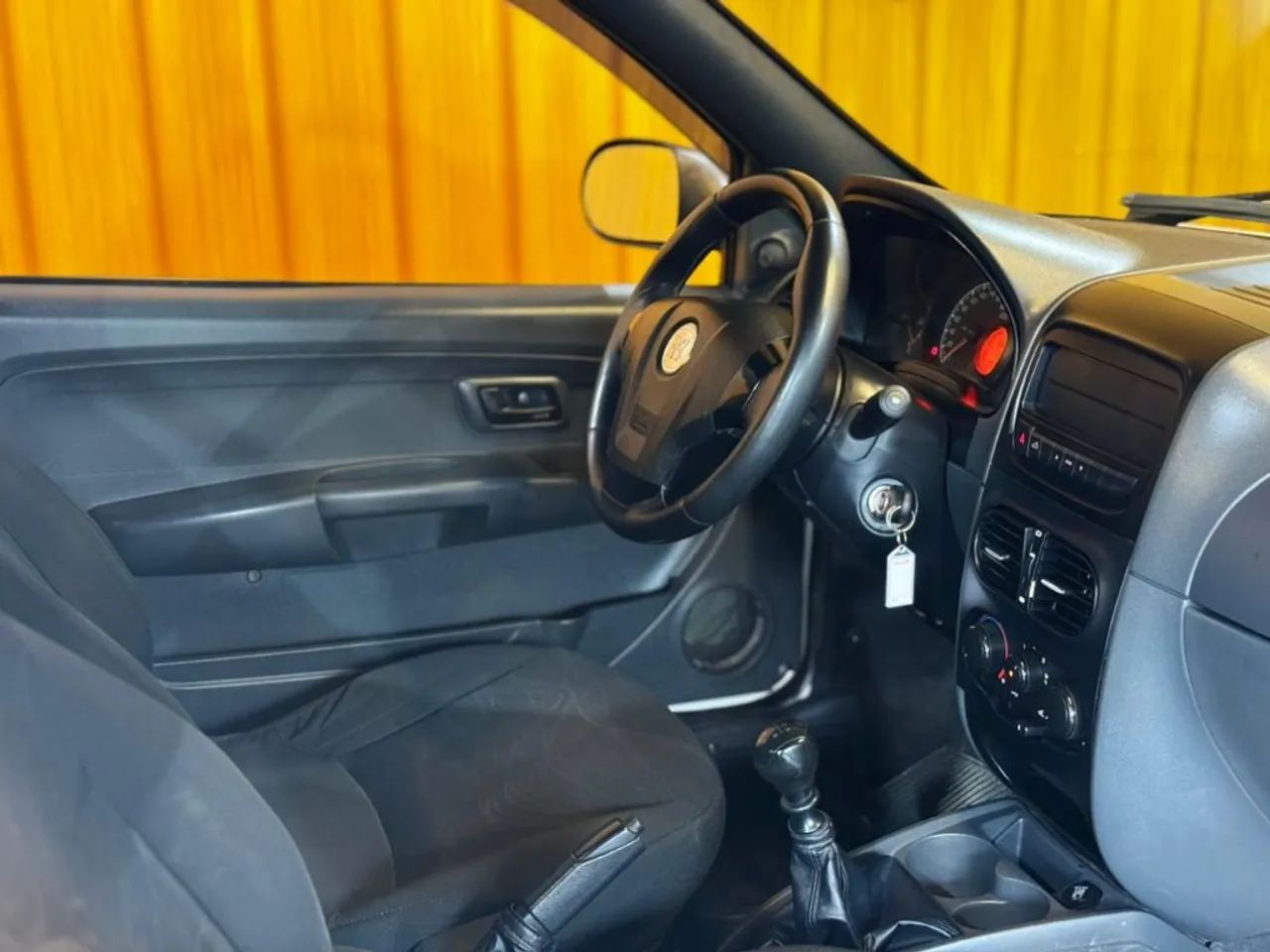 Fiat Strada Working Hard 1.4 Fire Flex 8V CE 2018 - Foto 2