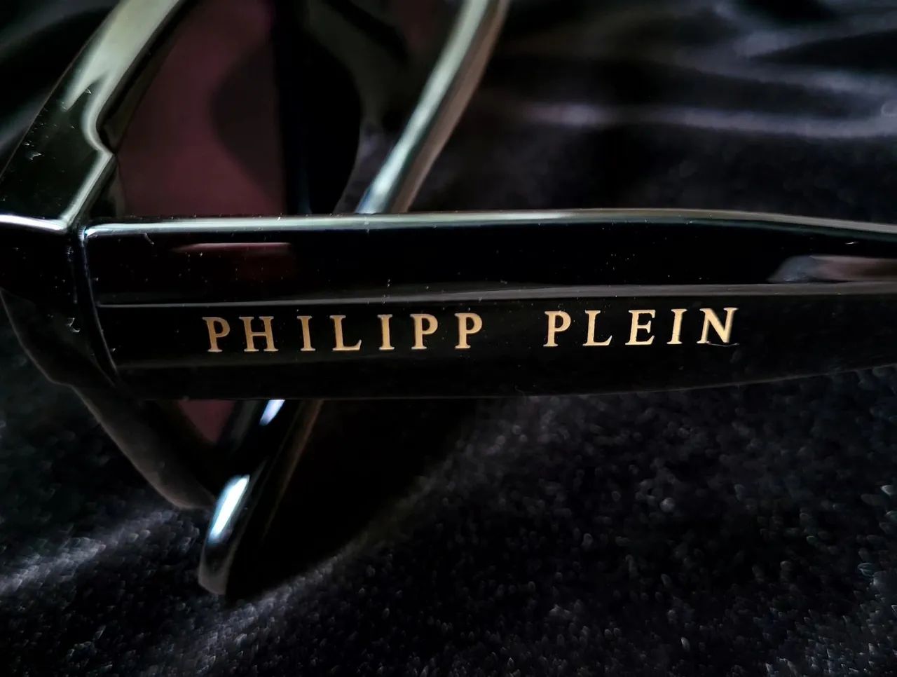 Óculos de sol Philippe Plein PRETO BRILHANTE  - Foto 3