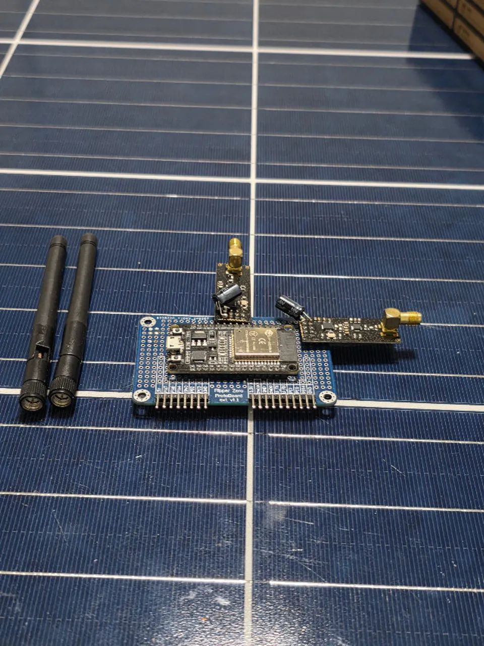 Kit p/ Marauder (ESP32+ 2 xNRF24L01 + 2 antenas) FlipperZero - Foto 2