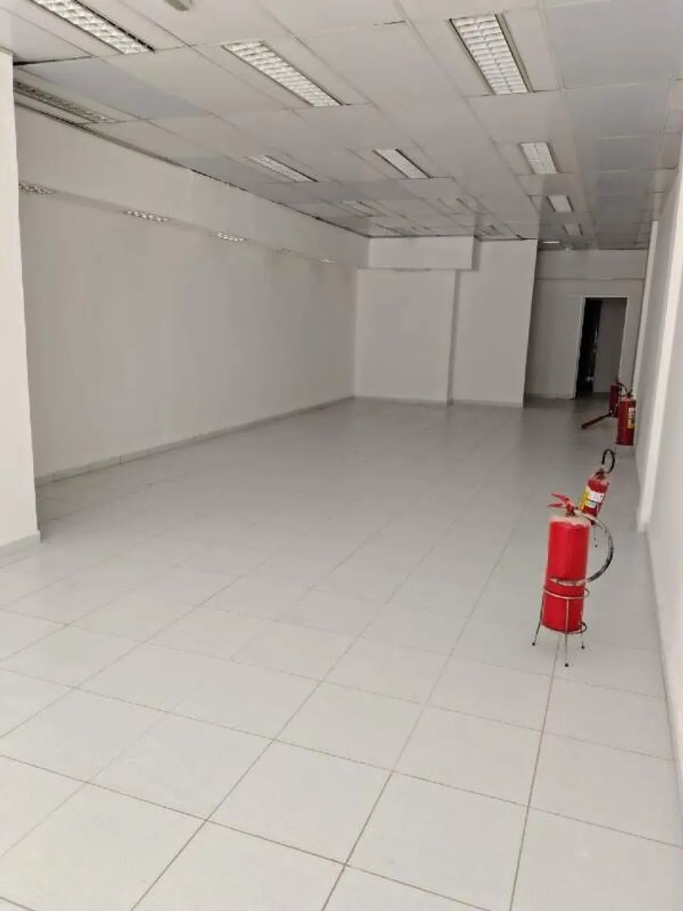 Salão Comercial com Excelente Localização  194m²