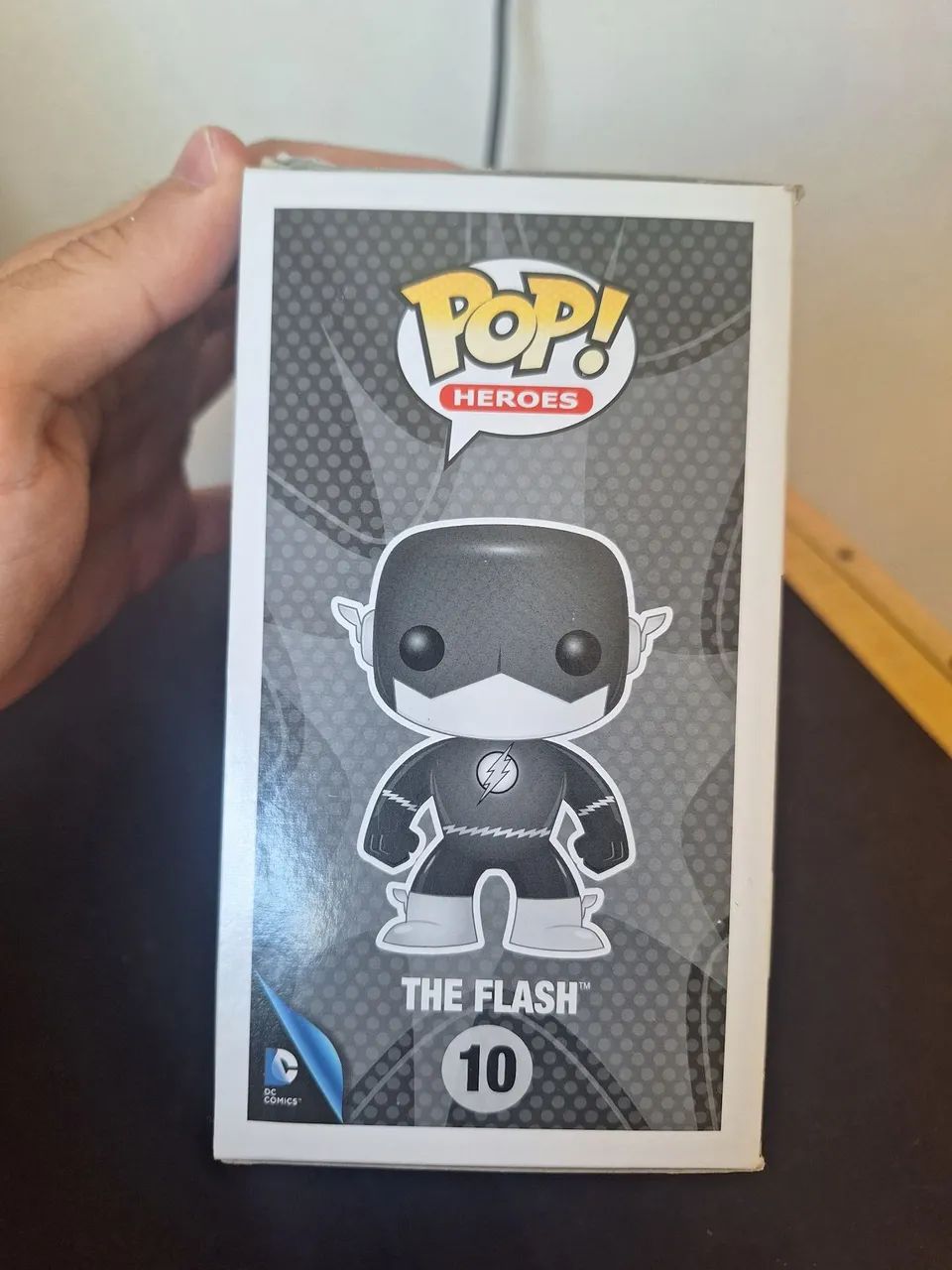 Funko Pop The Flash 10 Black & White  - Foto 2