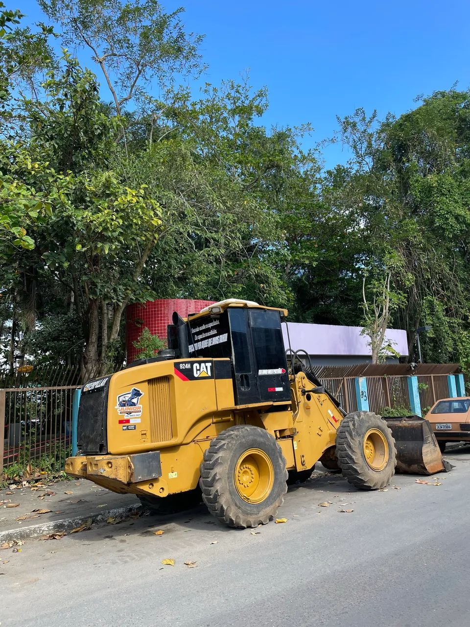 VENDE-SE OU TROCA MÁQUINA 100% OPERACIONAL   - Foto 2