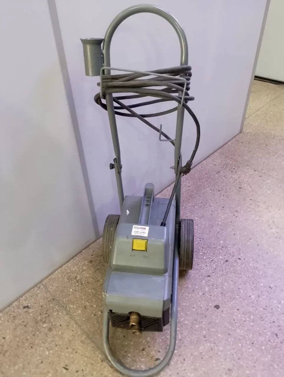 Lavadora de alta pressão Karcher HD 585