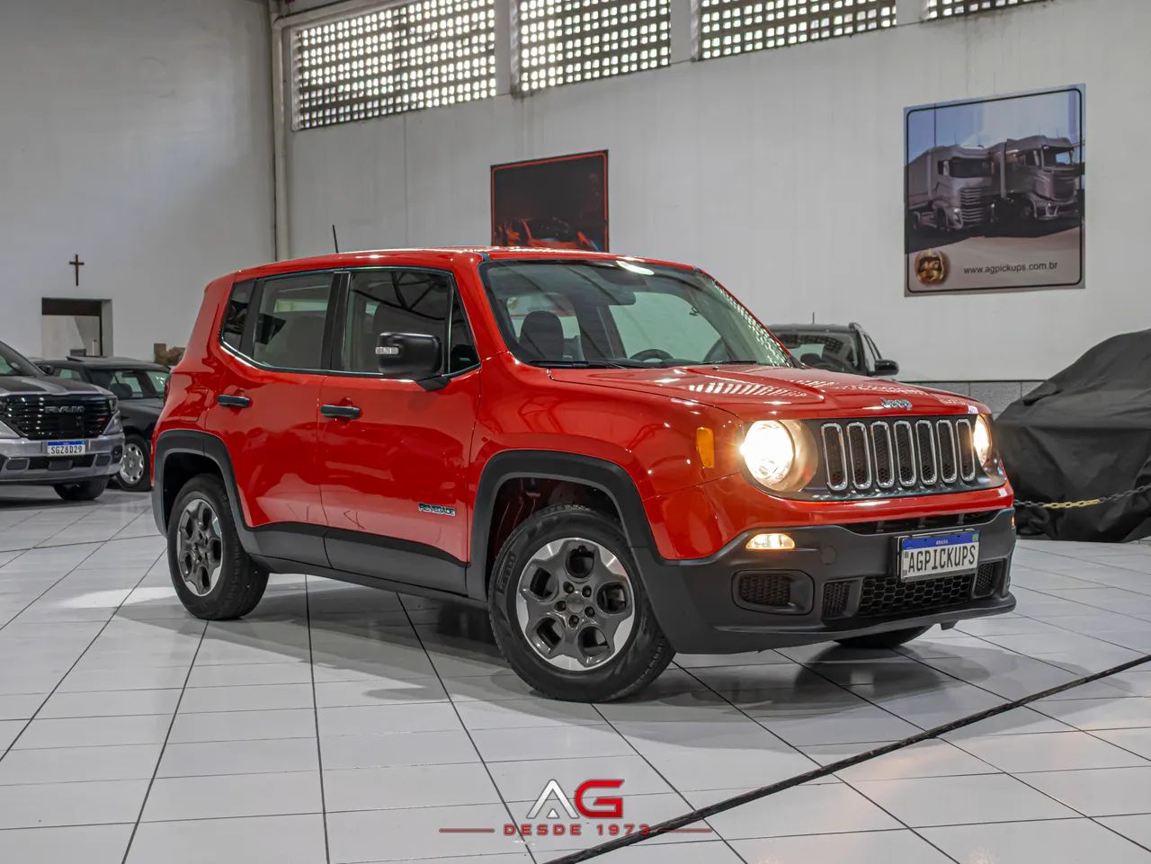 Jeep Renegade Sport 1.8 4x2 Flex 16V Aut., foto 16 de 20