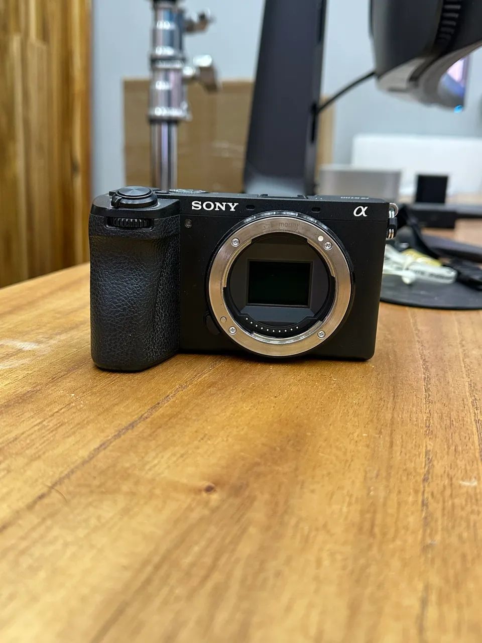 Câmera Sony A6700 - Foto 2
