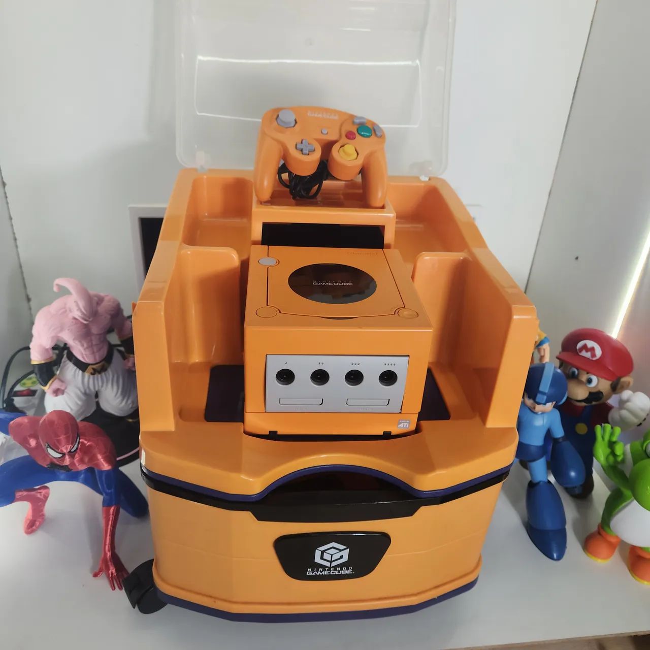 Nintendo game cube com rack original Nintendo  - Foto 2