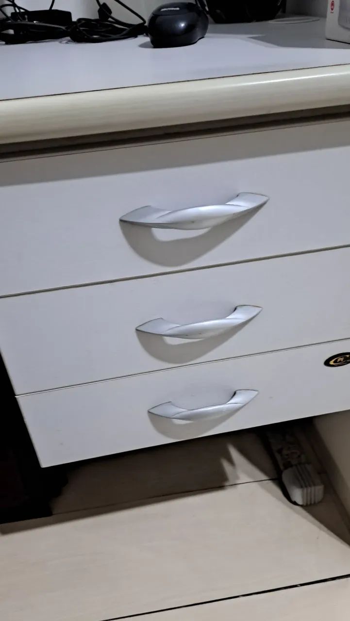 Mesa e cadeira de escritório  - Foto 4