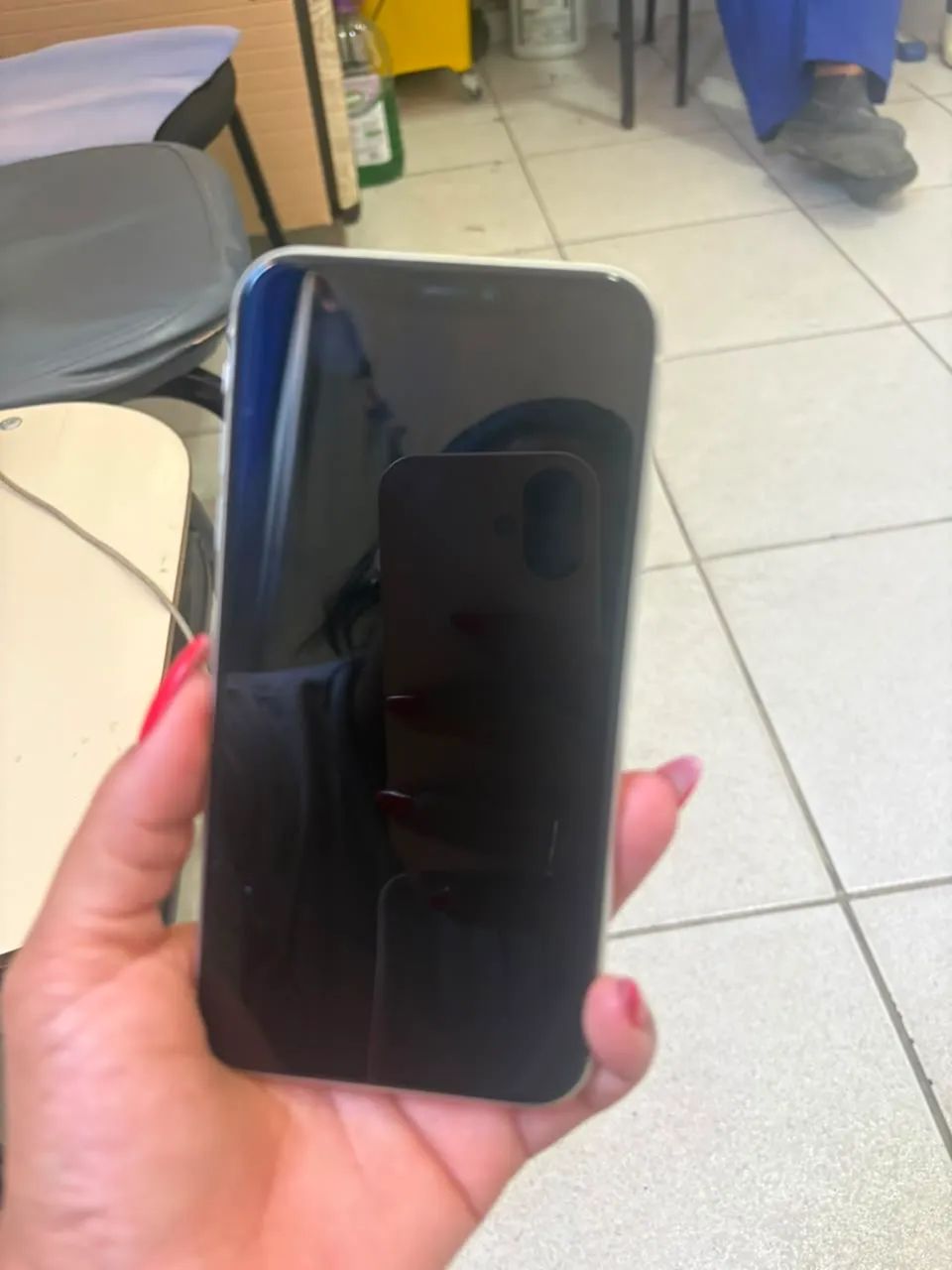 iPhone 11 branco  - Foto 2