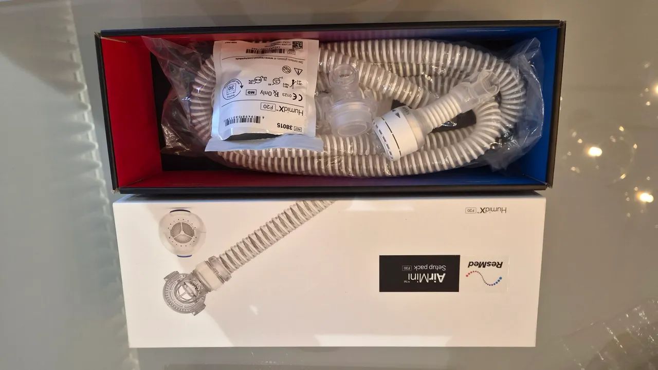 CPAP Resmed Airmini 1 semana de uso + setup para máscara N20 e F20 + humidx - Foto 3