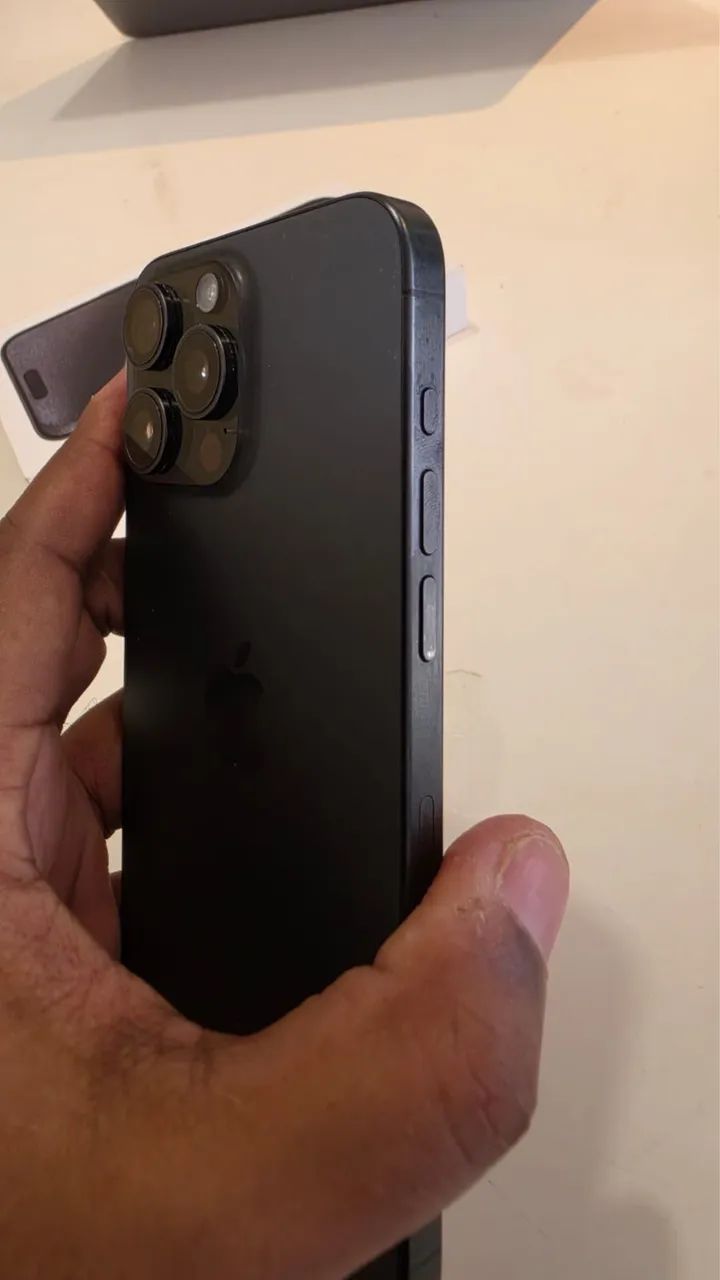 iPhone 15 Pro Max - Oportunidade!  - Foto 3