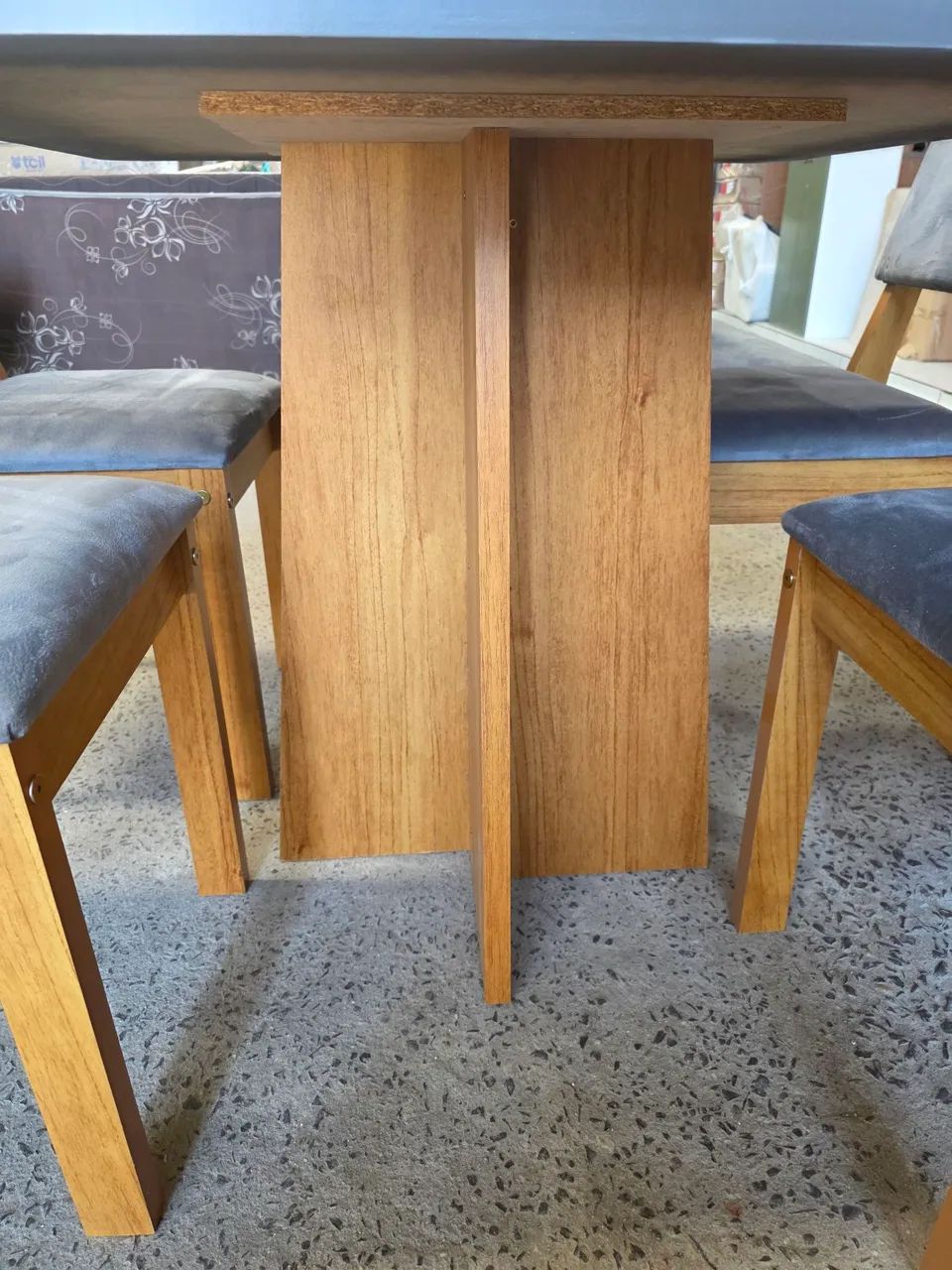 Mesa de Jantar c/4 Estofadas - Foto 2