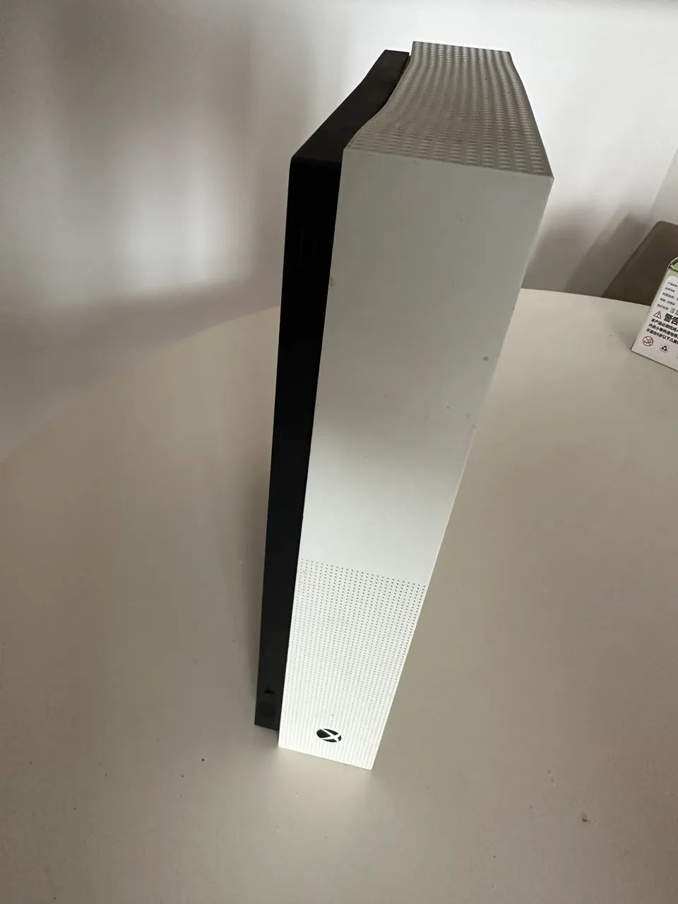 Xbox one S all edition COM DEFEITO - Foto 2