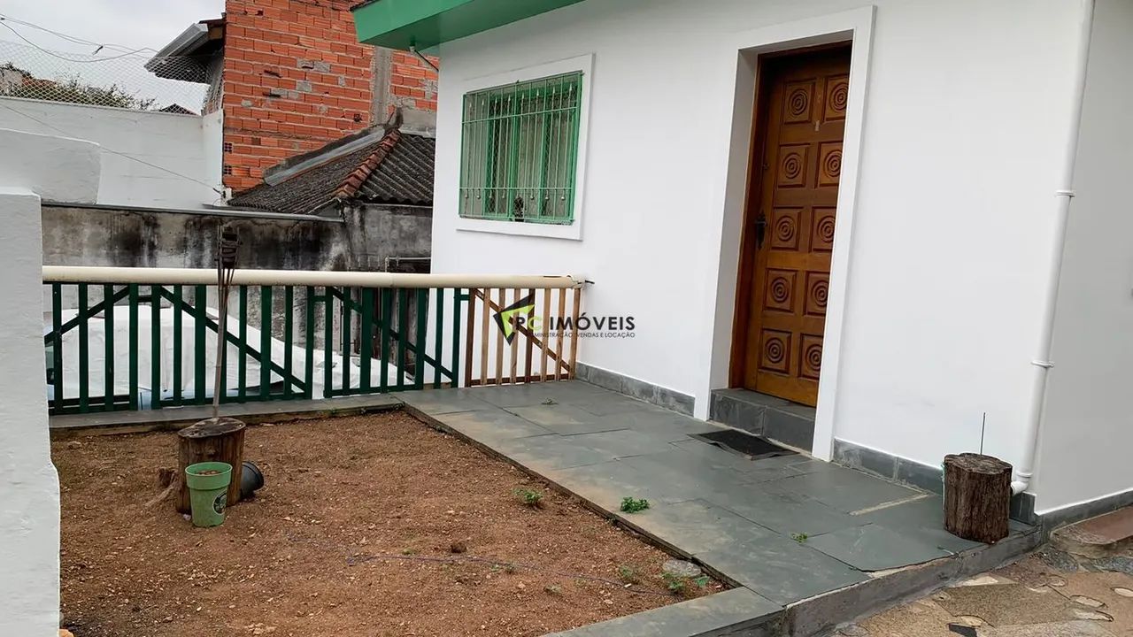 Casa Térrea no Bairro do Limão com Sala Ampla, 2 Dormitórios e 3 Vagas - Foto 2