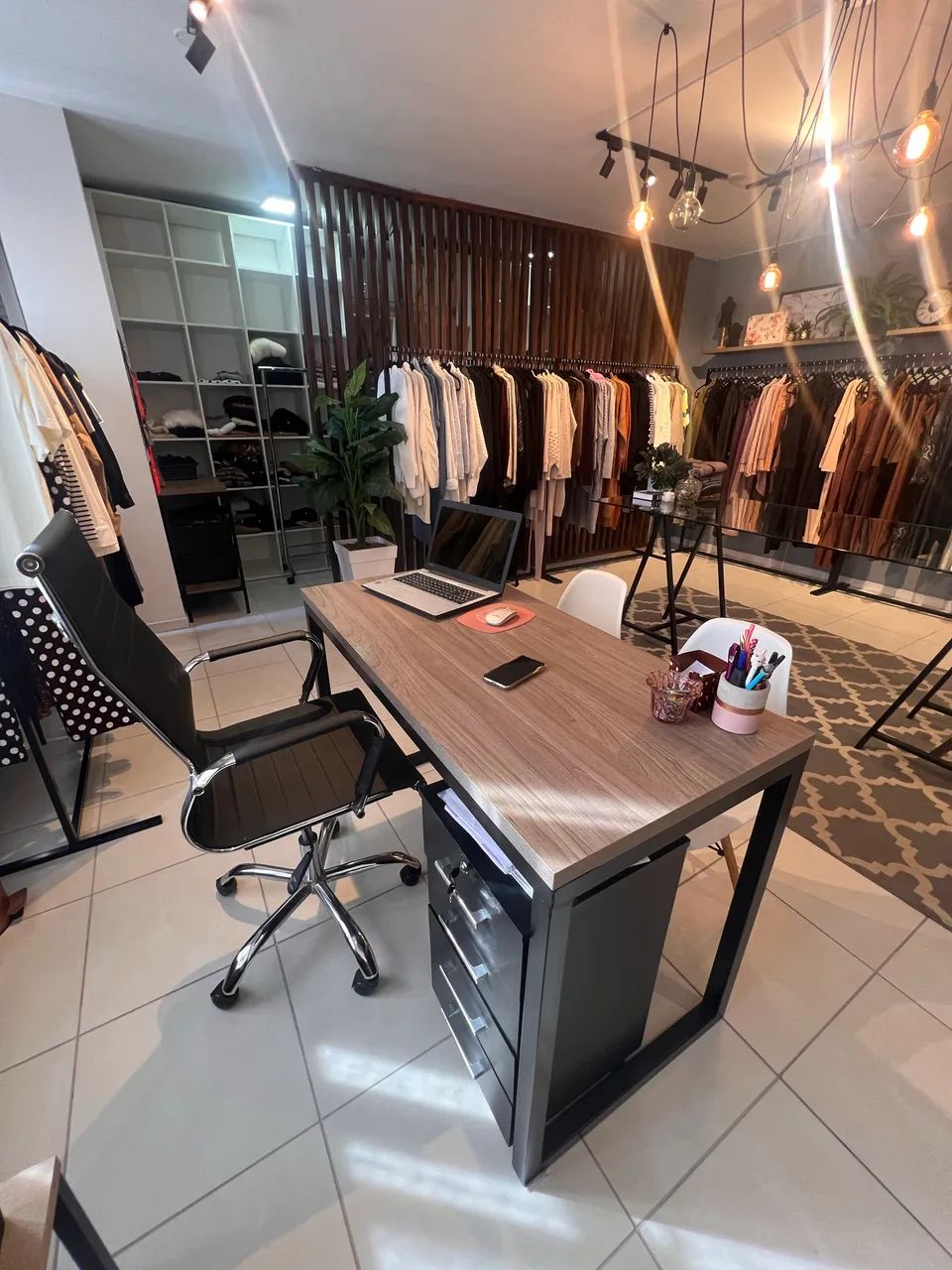 SHOWROOM DE MODA COMPLETO - VENDA DE INSTALAÇÕES COMERCIAIS - Foto 5