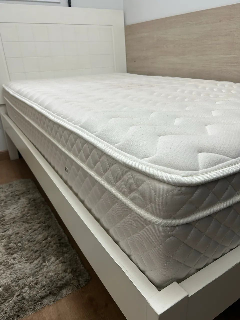 Conjunto de cama com colchão 1,88x1,08 branca