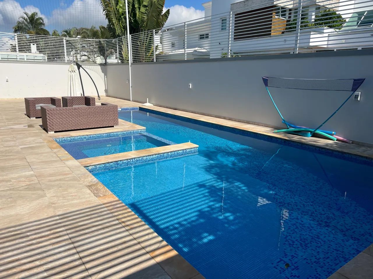 Casa para aluguel e venda com 700 metros quadrados com 6 quartos..