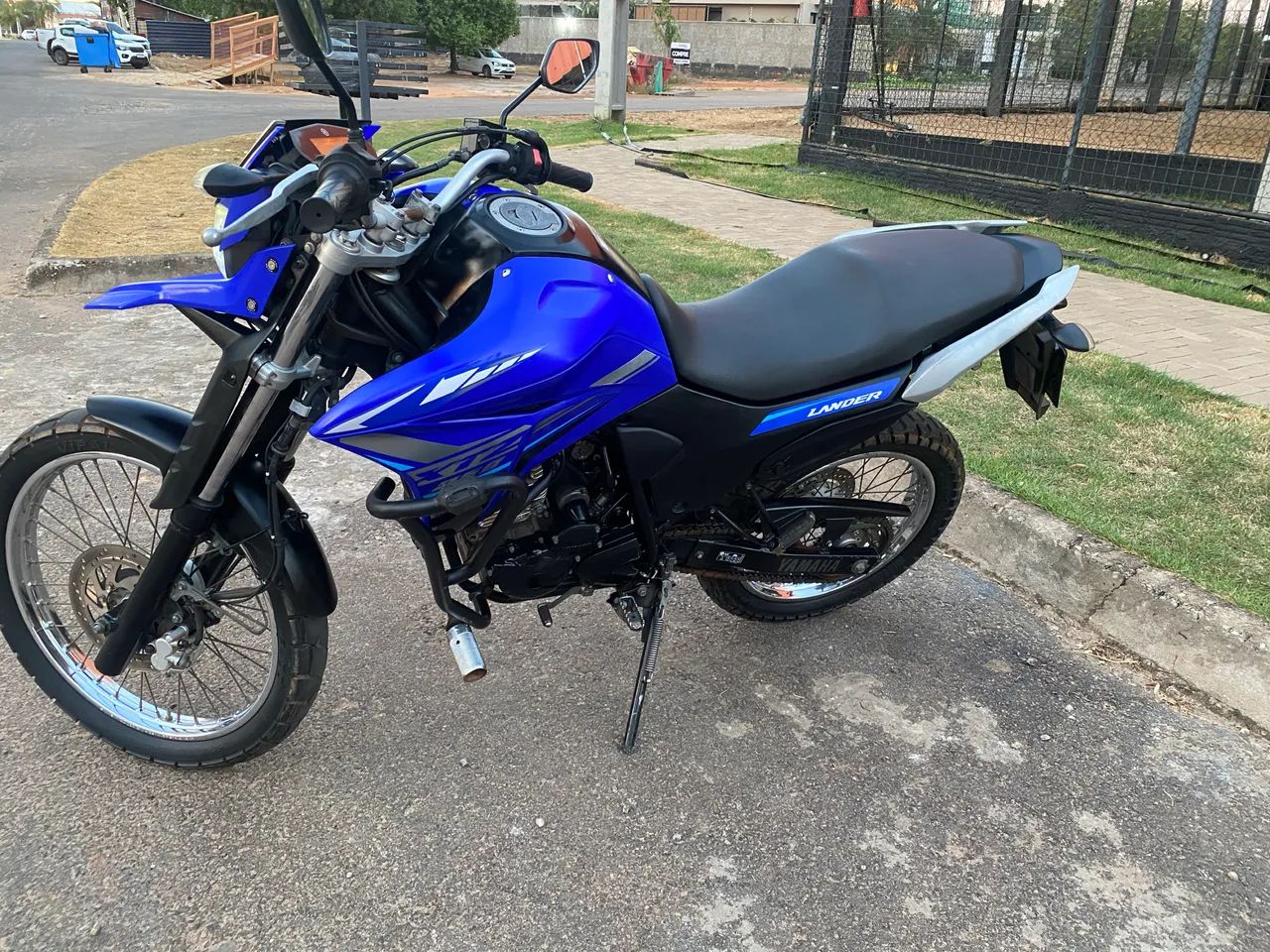 XTZ LANDER 250 ABS - Foto 4