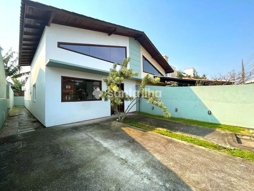 Casa com 3 dormitórios para alugar, 160m² - Campeche - Florianópolis/SC
