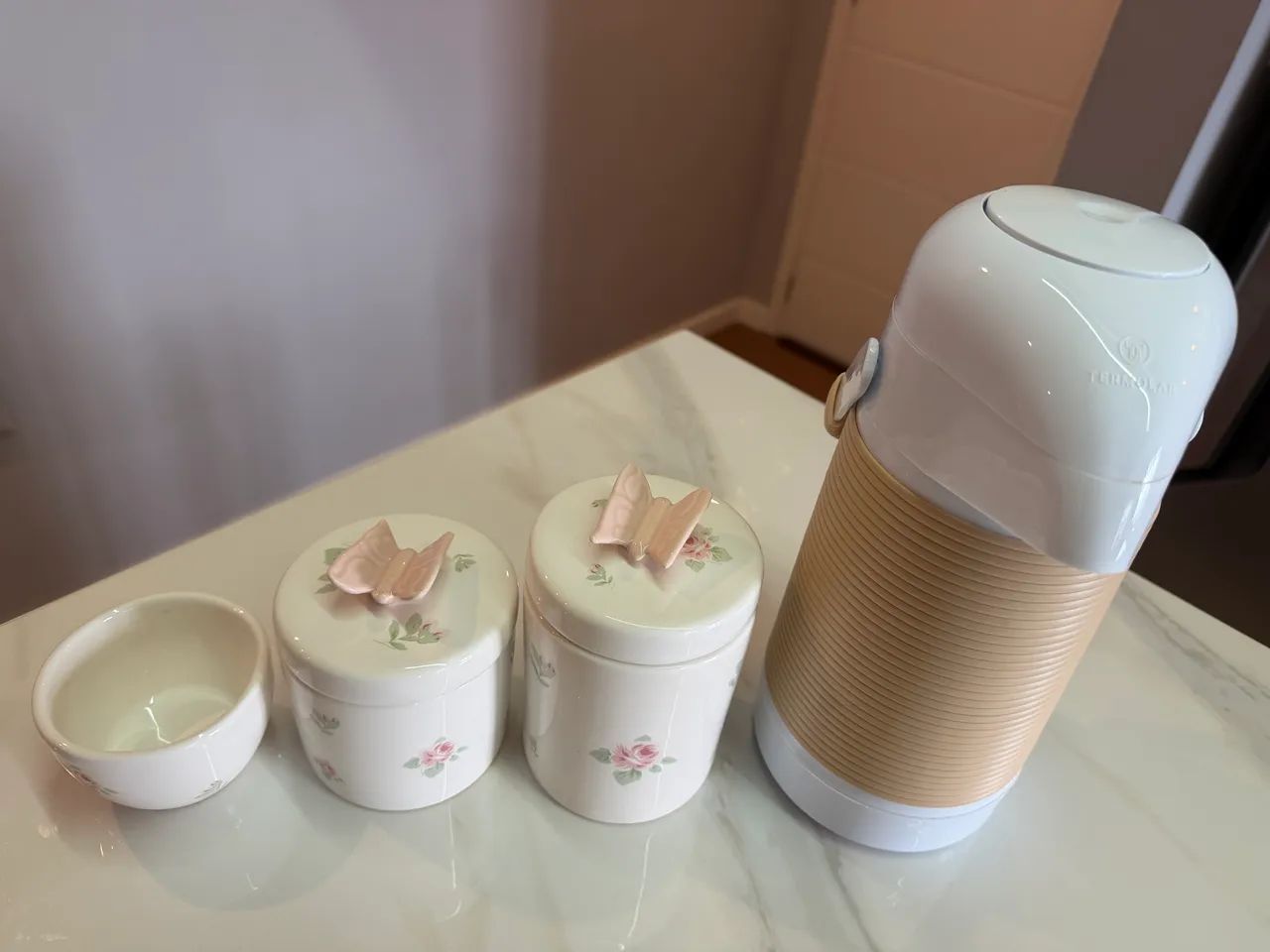 Kit Higiene e Garrafa Térmica para Bebê  - Foto 2