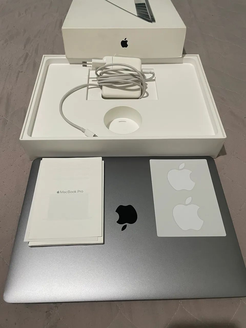 MACBOOK PRO 2017 (Leia a descrição) - Foto 3