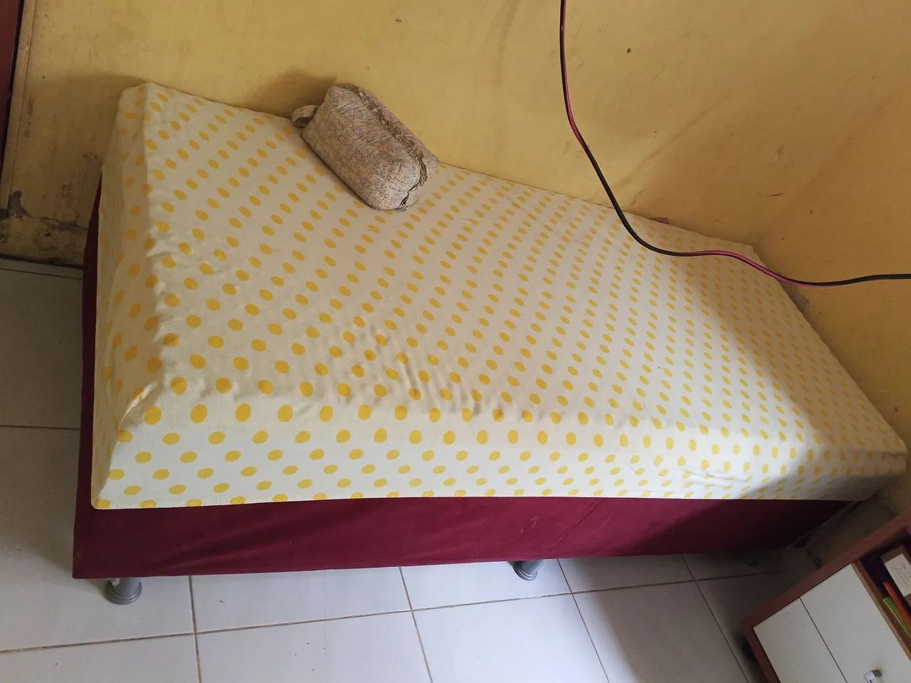 CAMA BIX SOLTEIRO.