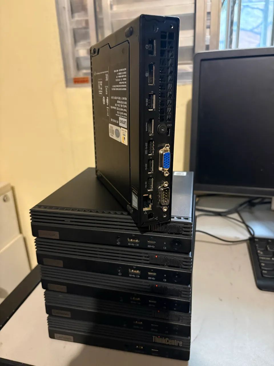MINI PC LENOVO M70q - Foto 5