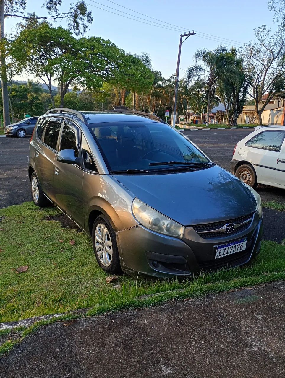 JAC J6 2.0 16V 5P Mec. 2012 - Foto 2