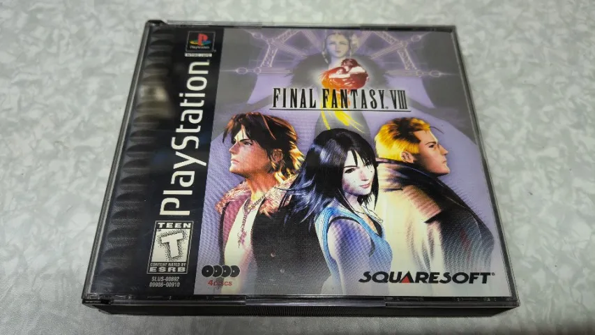 Final Fantasy XV - Day One Edition + DLC extra disponível (PS4