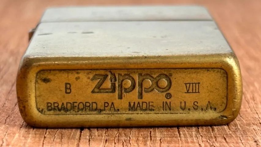 Isqueiro Zippo original 1997(usado) - Foto 4