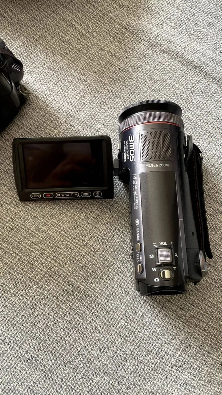 Filmadora Panasonic HDC-TM700