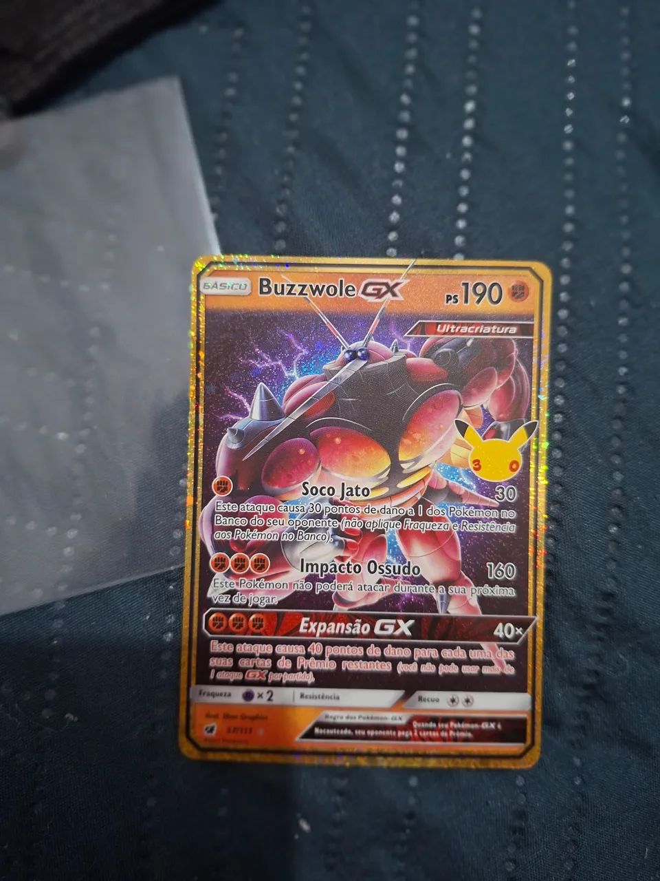 Celebração clássica - Buzzwole GX