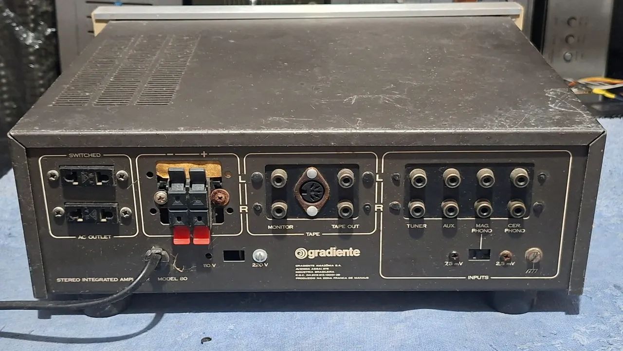 Gradiente Model 80 - Foto 2