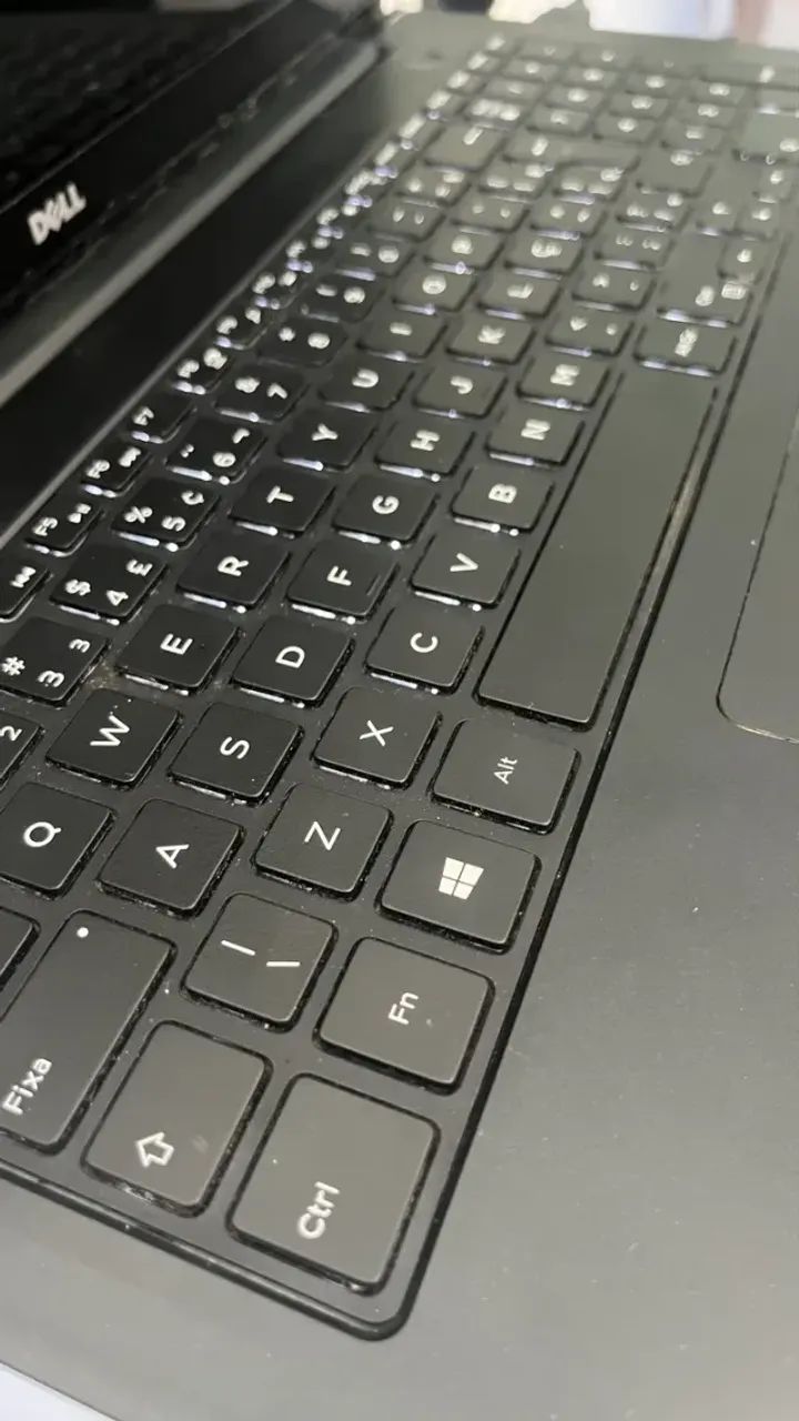 Notebook Gamer Dell Core i7 2.60Ghz 8GB Ram Dual Placa de vídeo AMD R7 - Foto 3