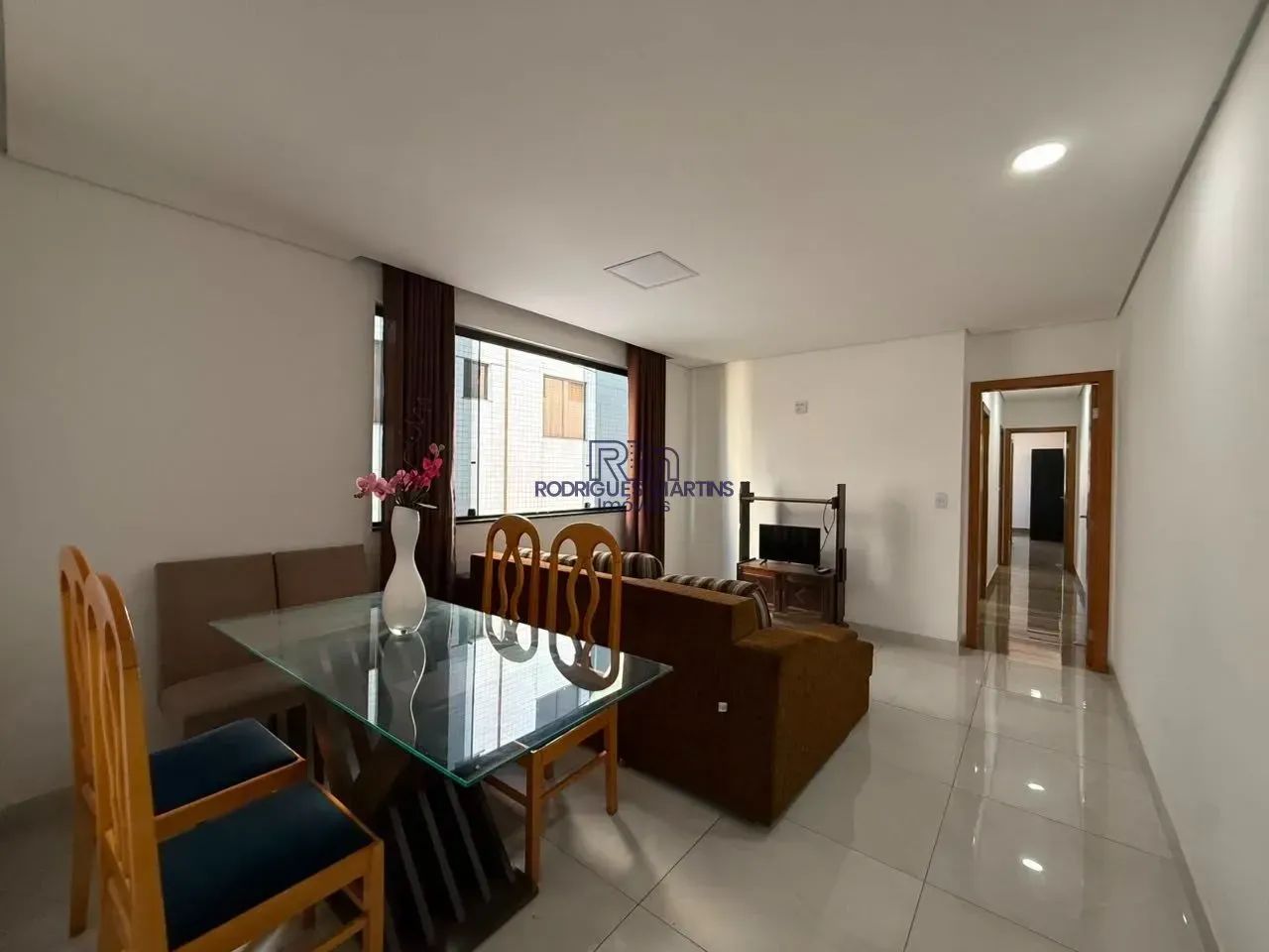 Apartamento à venda com 03 quartos no bairro Caiçara