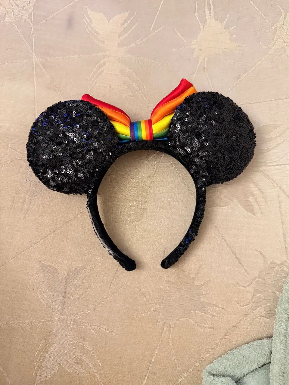 Orelhinha da Minnie Rainbow Disney - Foto 2