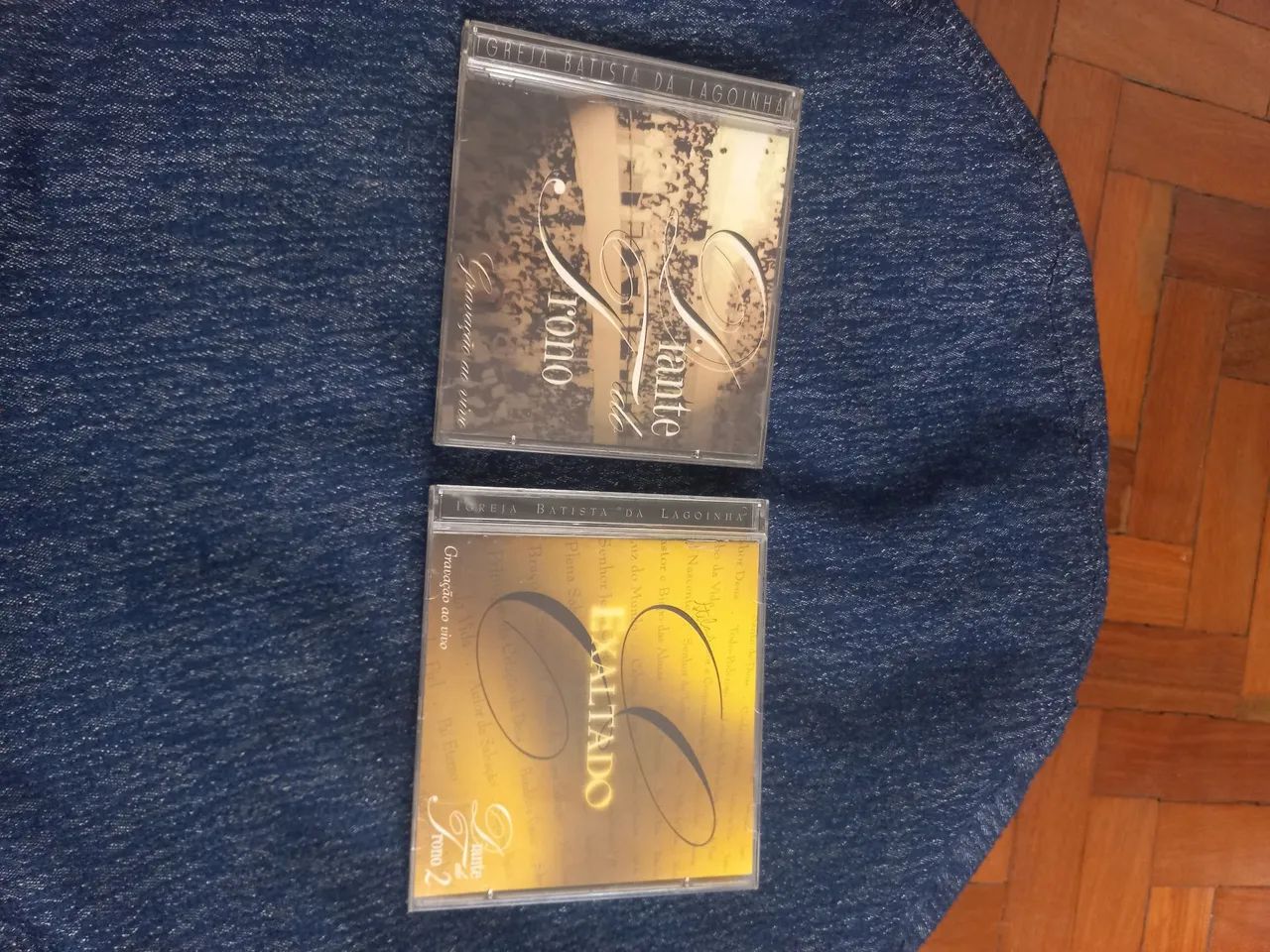6 CDs coleção Diante do Trono,volumes 1,2,3,4,6 e 7 - Foto 2