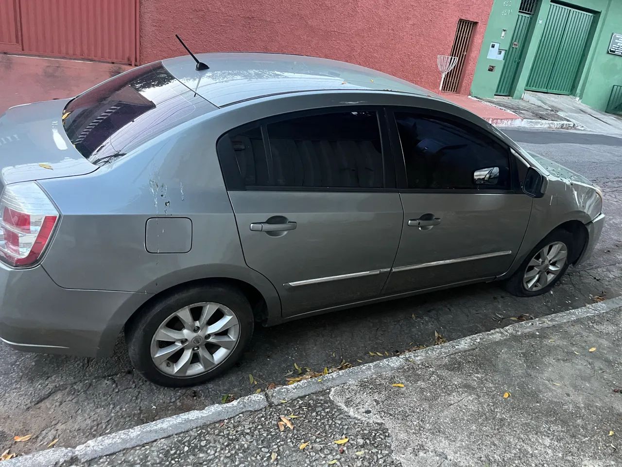 Nissan Sentra 2012