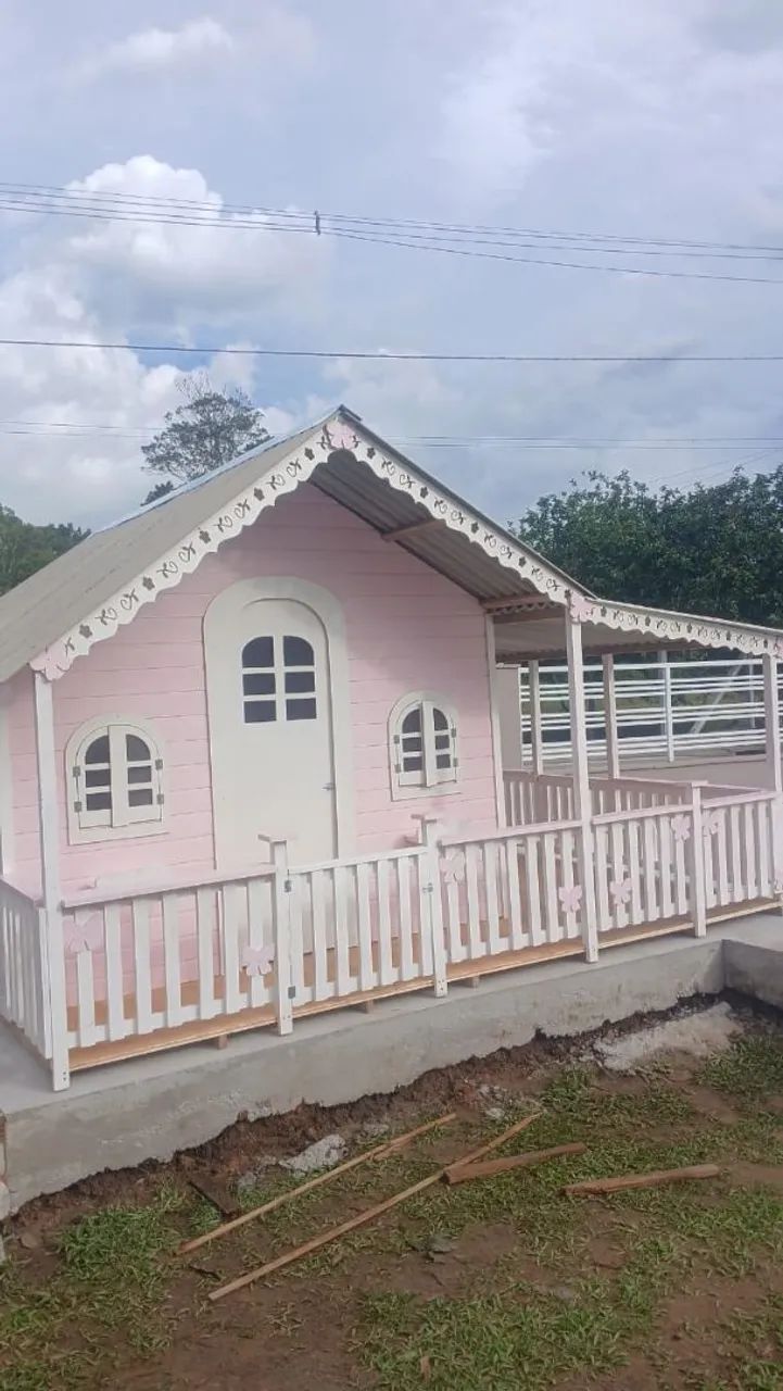 Casinha de madeira 
