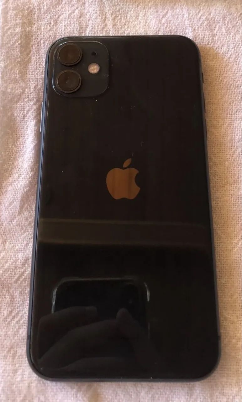 VENDO IPHONE 11 PRETO 