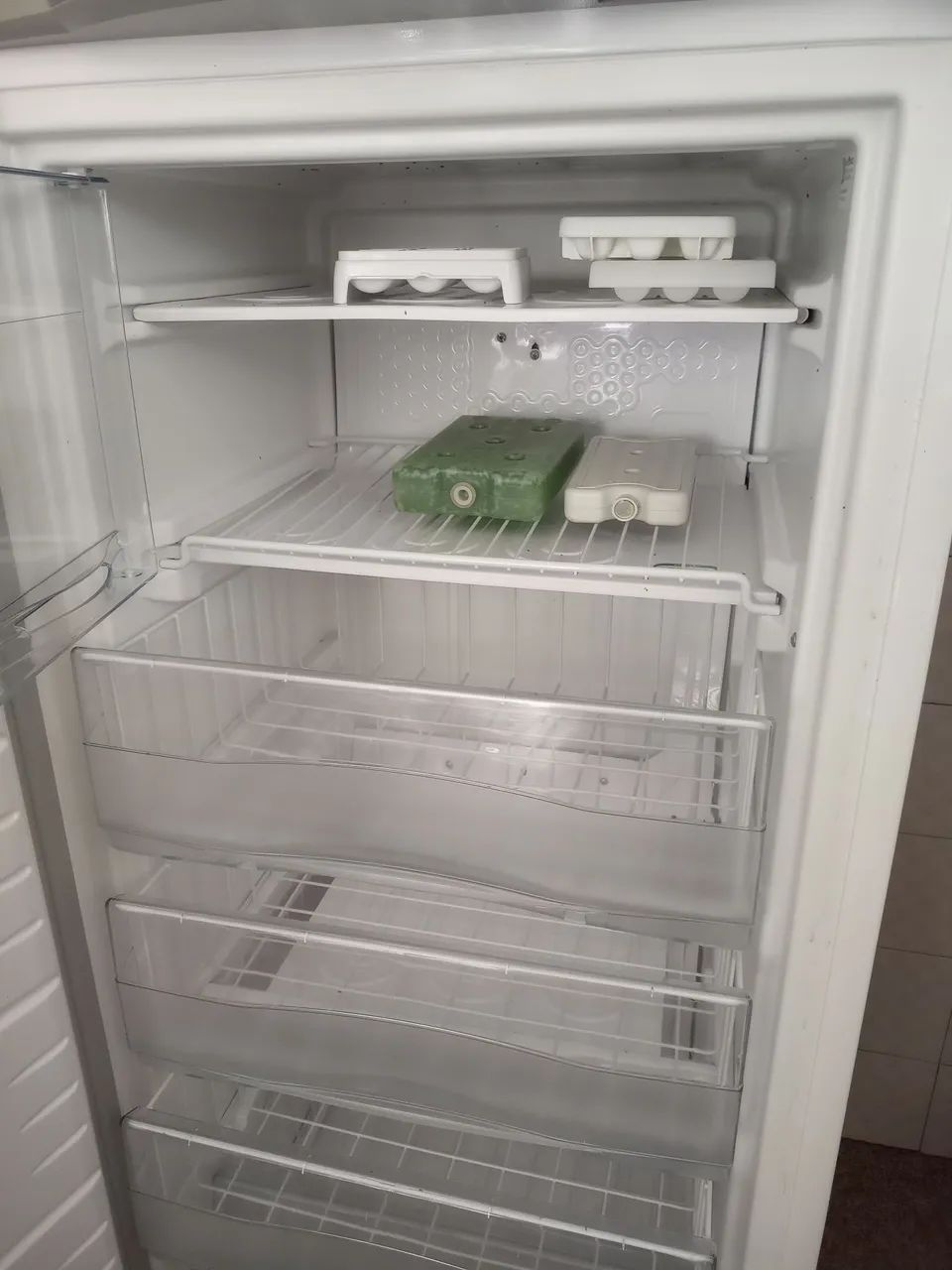 Vendo freezer ( VENDIDO) - Foto 3