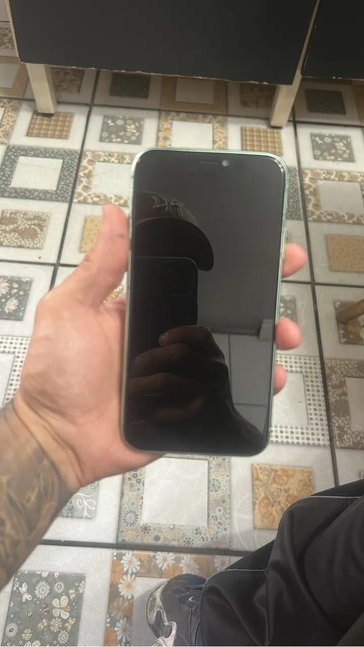 iPhone 11 64 Gigas  - Foto 4