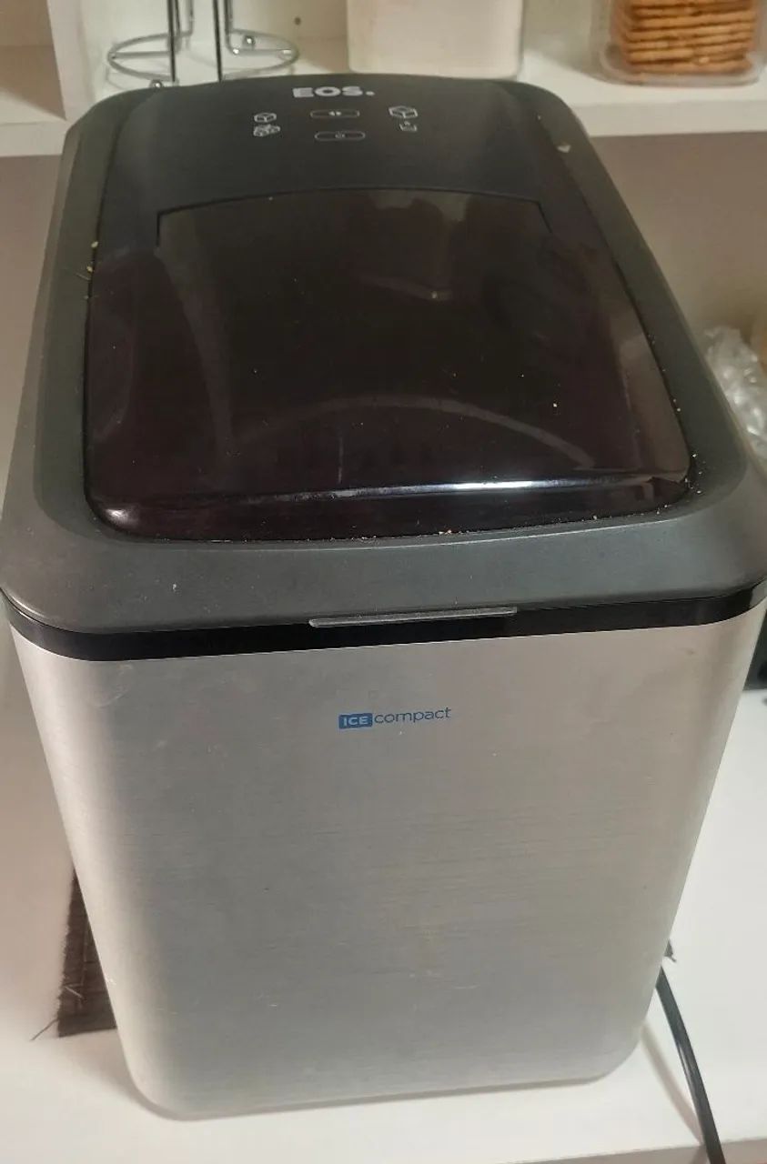 Maquina de gelo 