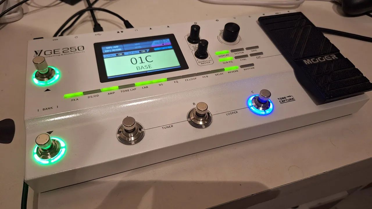 Pedaleira Mooer Ge250