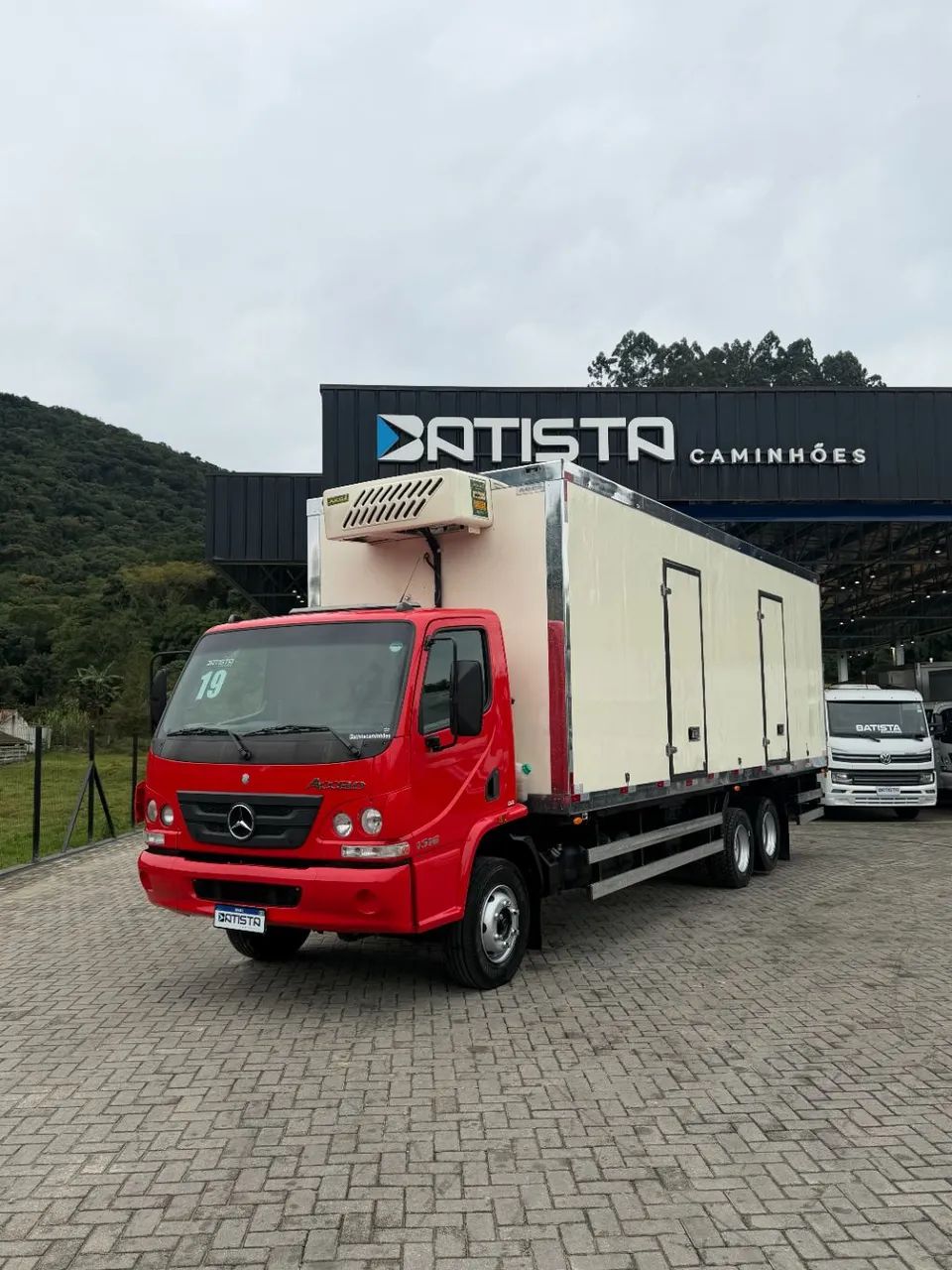 Accelo 1316 6x2 2p (diesel)(E5)