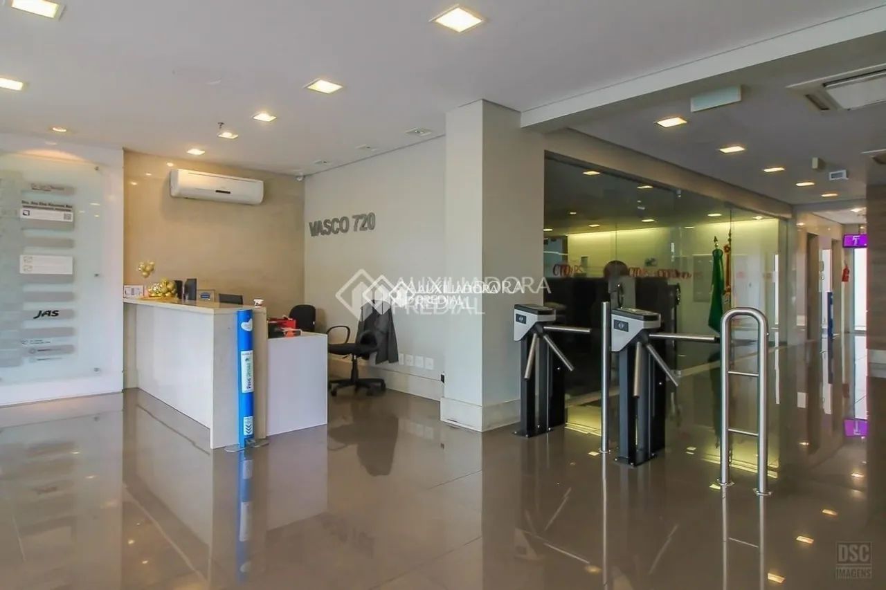 SALA DE 35m² COM MÓVEIS PLANEJADOS SPLIT E VAGA DE GARAGEM ESCRITURADA - Foto 5