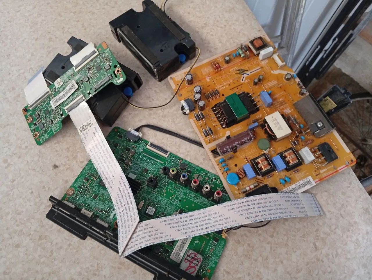 Placas de tv  - Foto 2