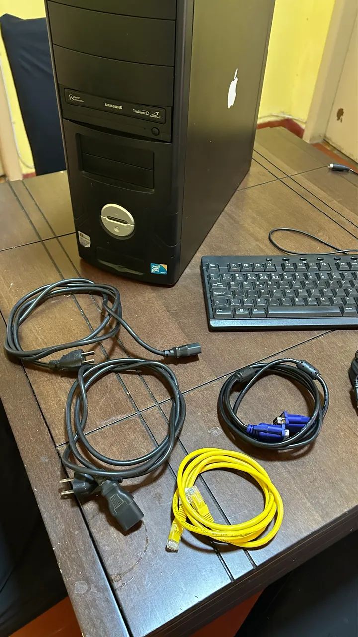 VENDO CPU + MOUSE + TECLADO + CABOS - Foto 2