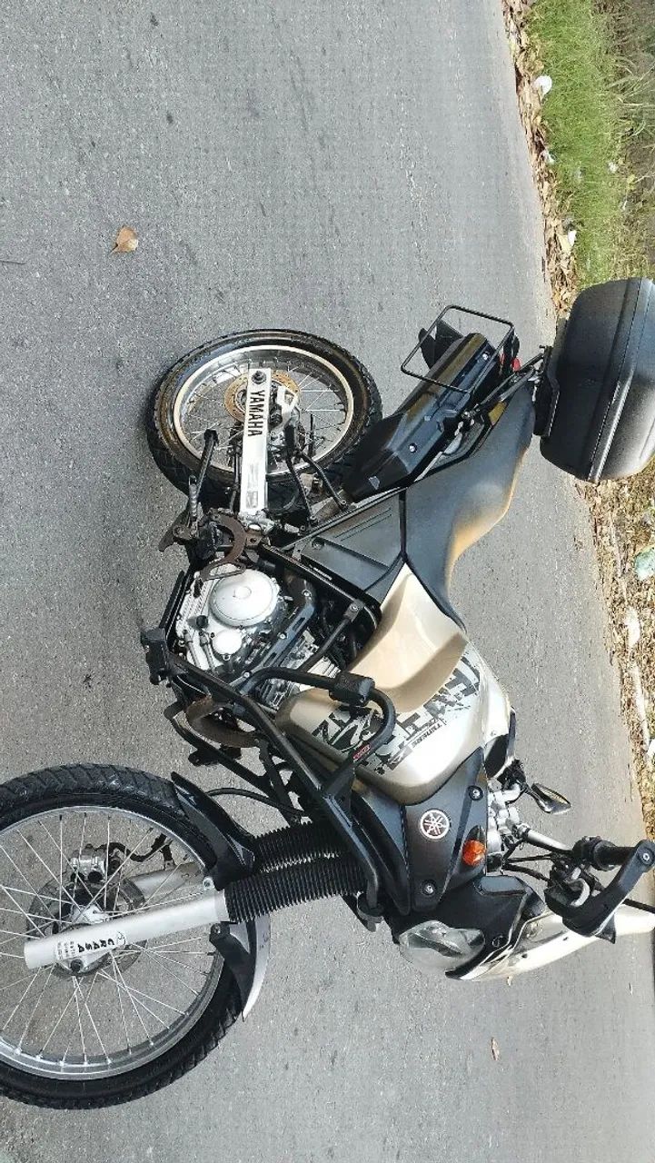 Ténéré 250 moto única  - Foto 3
