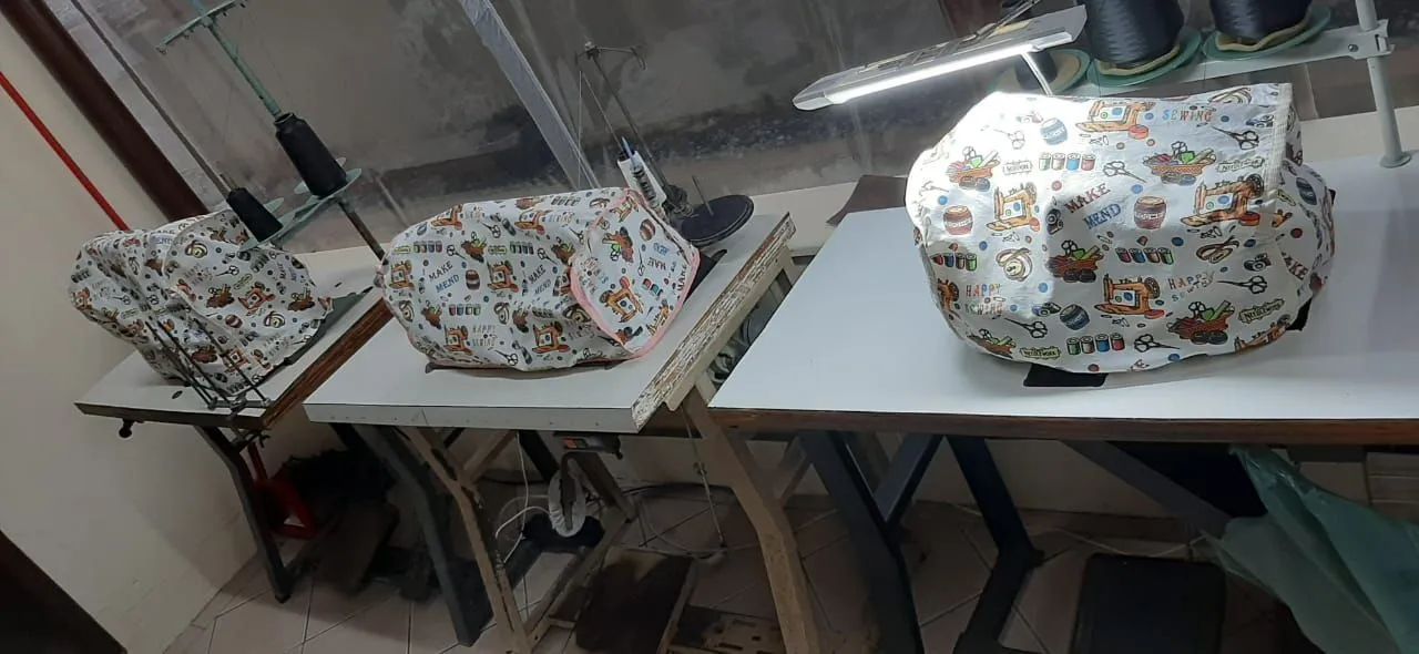 Máquina de costura industrial  - Foto 6