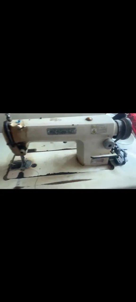 Máquina de costura - Foto 3